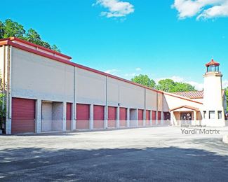 Photo 2 of Public Storage - 5085 West Chester Pike, Newtown Square, PA