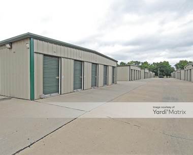 Storage Units for Rent available at 13750 Holmes Road, Kansas City, MO 64145