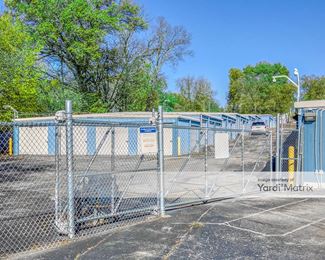 Photo 3 of Storage Rentals of America - 18020 East US Highway 24, Independence, MO