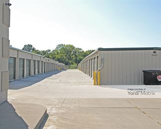 Photo 4 of Independence U-Storage - 718 North State 291 Hwy, Independence, MO