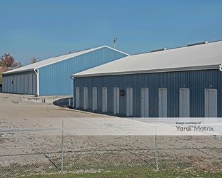 Photo 4 of E-M Storage - 3121 NW 169 Hwy, Gower, MO