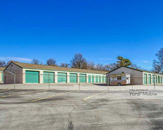 Photo 2 of Public Storage - 9624 East 350 Hwy, Raytown, MO