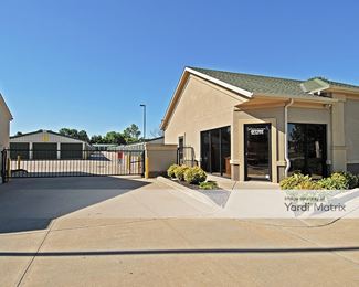 Photo 1 of Storage Mart - 953 SE Oldham Pkwy, Lees Summit, MO
