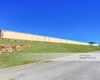 Photo 4 of Storage Rentals of America - 9006 East 22nd Terrace, Kansas City, MO