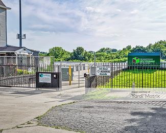 Photo 5 of Gladstone Self Storage - 7040 North Broadway, Gladstone, MO