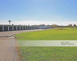 Photo 3 of Stack -N Stuff Self Storage - 1254 Tonganoxie Road, Tonganoxie, KS