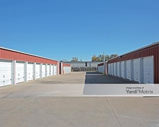 Photo 5 of StorageMart - 1044 East Santa Fe Street, Gardner, KS