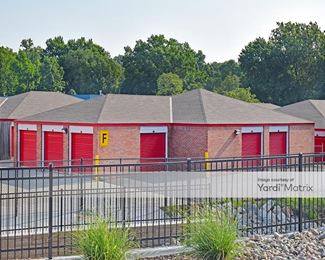 Photo 3 of iStorage - 11015 West 62nd Terrace, Shawnee, KS