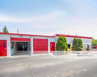 Photo 5 of iStorage - 6775 East 10 Mile Road, Center Line, MI