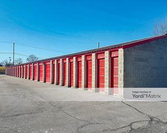 Photo 2 of Storage Rentals of America - 4550 White Lake Road, Clarkston, MI