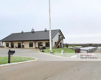 Photo 1 of Devon Self Storage - 1777 West Vandament Avenue, Yukon, OK