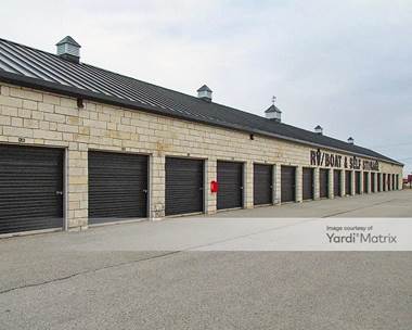 Storage Units for Rent available at 1777 West Vandament Avenue, Yukon, OK 73099