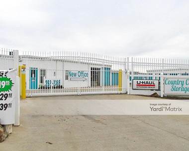 Storage Units for Rent available at 2409 Domino Drive, El Reno, OK 73036