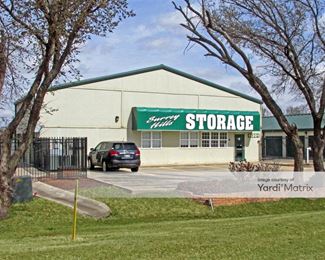 Photo 1 of Surrey Hills Mini Storage - 11301 Northwest Expwy, Yukon, OK