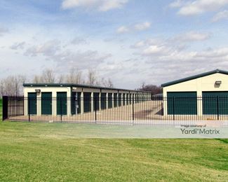 Photo 3 of Surrey Hills Mini Storage - 11301 Northwest Expwy, Yukon, OK