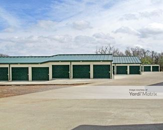 Photo 4 of Surrey Hills Mini Storage - 11301 Northwest Expwy, Yukon, OK