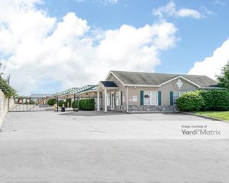 Photo 2 of Blue Springs Self Storage - 410 SW South Avenue, Blue Springs, MO