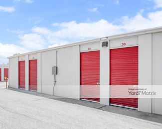 Photo 3 of UpLift Self Storage - 3707 West 6th Street, Lawrence, KS