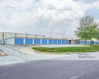 Photo 3 of StorageMart - 7055 West 153rd Street, Overland Park, KS