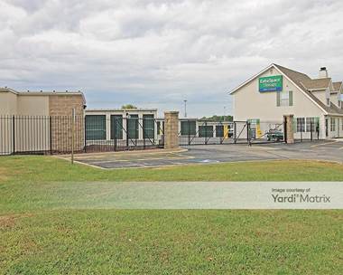 Storage Units for Rent available at 7720 Farley Street, Overland Park, KS 66204