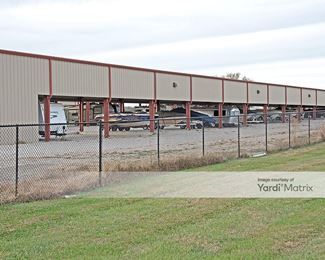 Photo 5 of Clinton Self-Storage - 1423 East 900 Road, Lawrence, KS