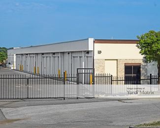 Photo 2 of Storage Mart - 6801 West 91st Street, Overland Park, KS