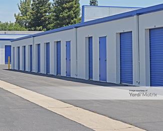 Photo 4 of Storage King USA - 5090 North Weber Avenue, Fresno, CA