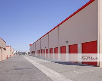 Photo 3 of SecurCare Self Storage - 4242 Hughes Lane, Bakersfield, CA