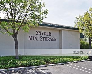 Photo 4 of Snyder Mini Storage - 2925 Snyder Avenue, Modesto, CA