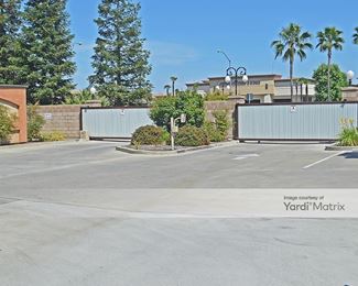 Photo 2 of Derrel-s Mini Storage - 7695 North Palm Avenue, Fresno, CA
