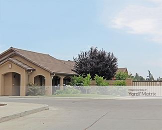 Photo 2 of Derrel-s Mini Storage - 3245 South Chestnut Avenue, Fresno, CA