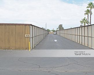 Photo 4 of Derrel-s Mini Storage - 1800 West Belmont Avenue, Fresno, CA
