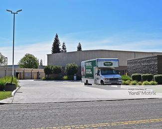 Photo 2 of Extra Space Storage - 1533 Cummins Drive, Modesto, CA