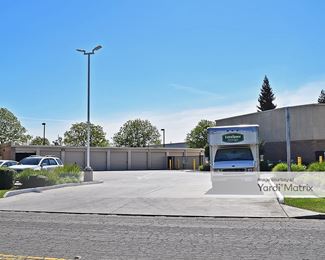 Photo 4 of Extra Space Storage - 1533 Cummins Drive, Modesto, CA