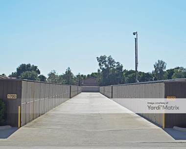 Storage Units for Rent available at 4441 West Herndon Avenue, Fresno, CA 93722