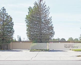 Photo 2 of Derrel-s Mini Storage - 7340 Rosedale Hwy, Bakersfield, CA