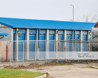 Photo 2 of Mini U Storage - 13450 Merriman Road, Livonia, MI