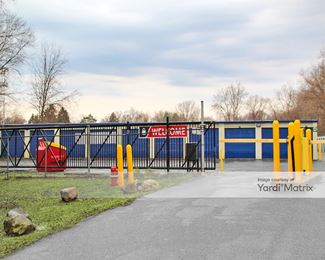 Photo 2 of iStorage - 2570 Crooks Road, Rochester Hills, MI