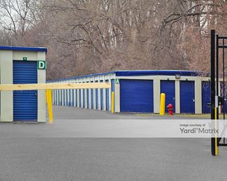 Photo 3 of iStorage - 2570 Crooks Road, Rochester Hills, MI