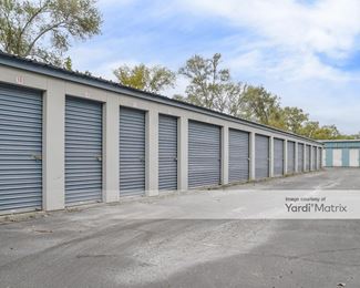 Photo 1 of Storage Sense - 5279 Dixie Hwy, Waterford, MI