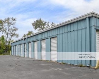 Photo 6 of Storage Sense - 5279 Dixie Hwy, Waterford, MI