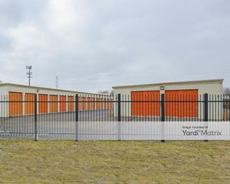 Photo 2 of Public Storage - 32775 Groesbeck Hwy, Fraser, MI