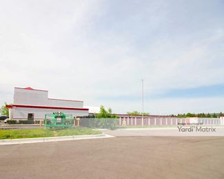 Photo 4 of iStorage - 44650 Romeo Plank Road, Clinton Township, MI