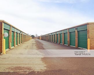 Photo 4 of 1-800-Self-Storage.com - 19180 Allen Road, Melvindale, MI