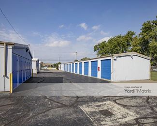 Photo 1 of SmartStop Self Storage - 42557 Van Dyke Avenue, Sterling Heights, MI