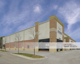 Photo 4 of EZ Storage - 29221 Orchard Lake Road, Farmington Hills, MI