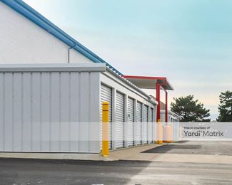 Photo 4 of National Storage - 13635 Merriman Road, Livonia, MI