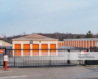 Photo 2 of Public Storage - 4040 Lapeer Road, Auburn Hills, MI