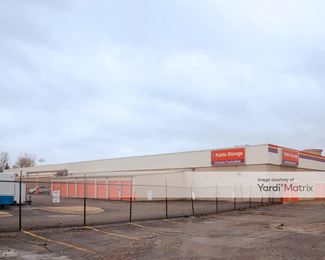 Photo 4 of Public Storage - 24920 Trowbridge Street, Dearborn, MI