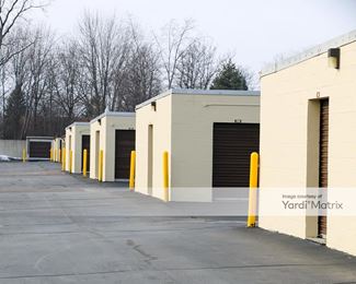 Photo 2 of Westland Mini Storage - 1600 Newburgh, Westland, MI
